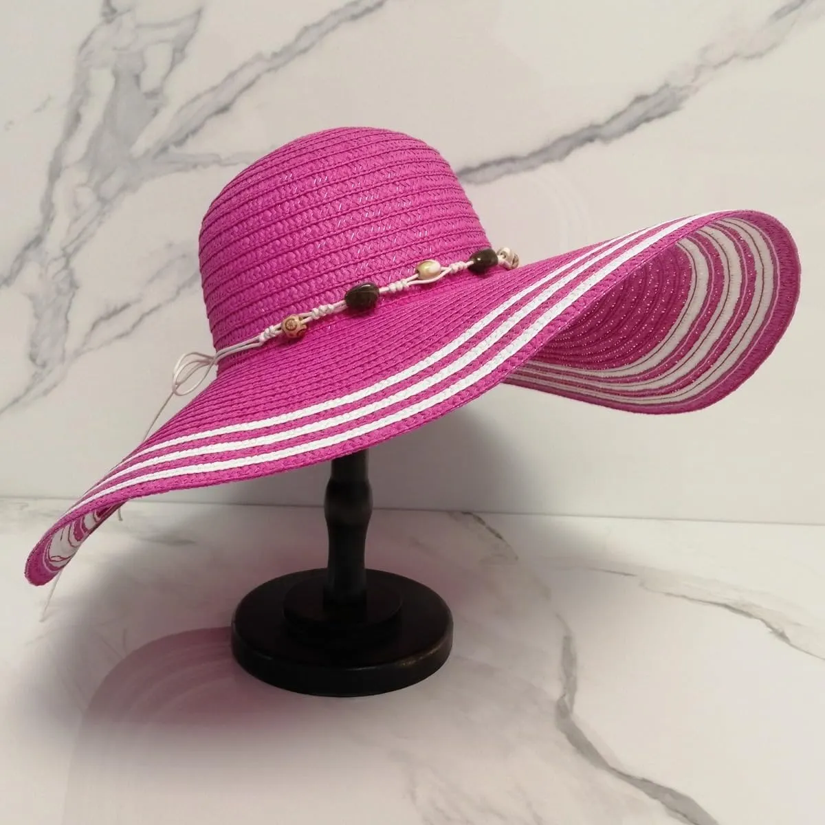 Wide Brim Sun Hats for Women UV Protection Floppy Straw Hats with Stone Decor Sun Protection Foldable Beach Hats