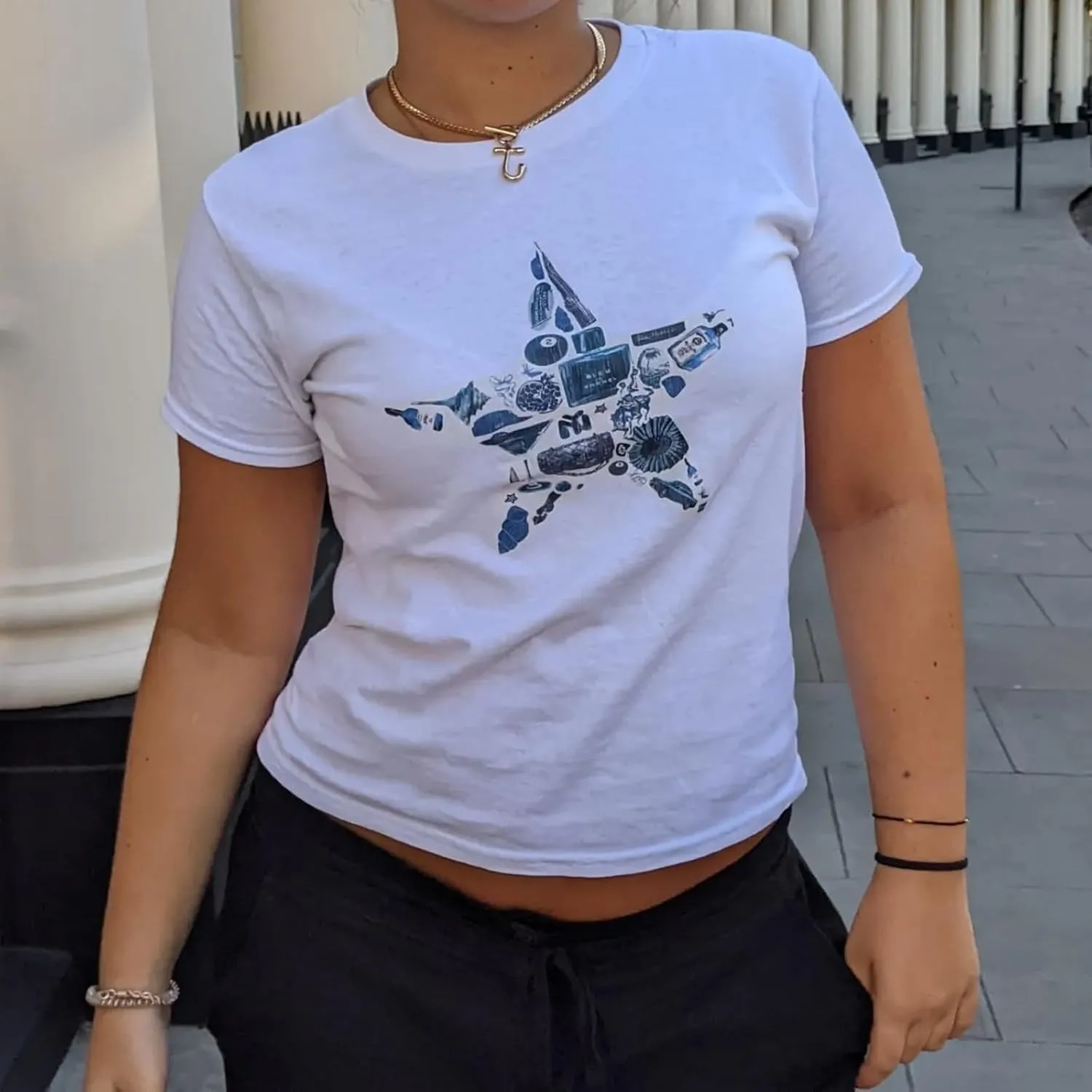 Women Hawaii Hibiscus Baby Tees Y2K Short Sleeve Crewneck Slim Crop Top 90s E Girls Retro Aesthetic Graphic T Shirt