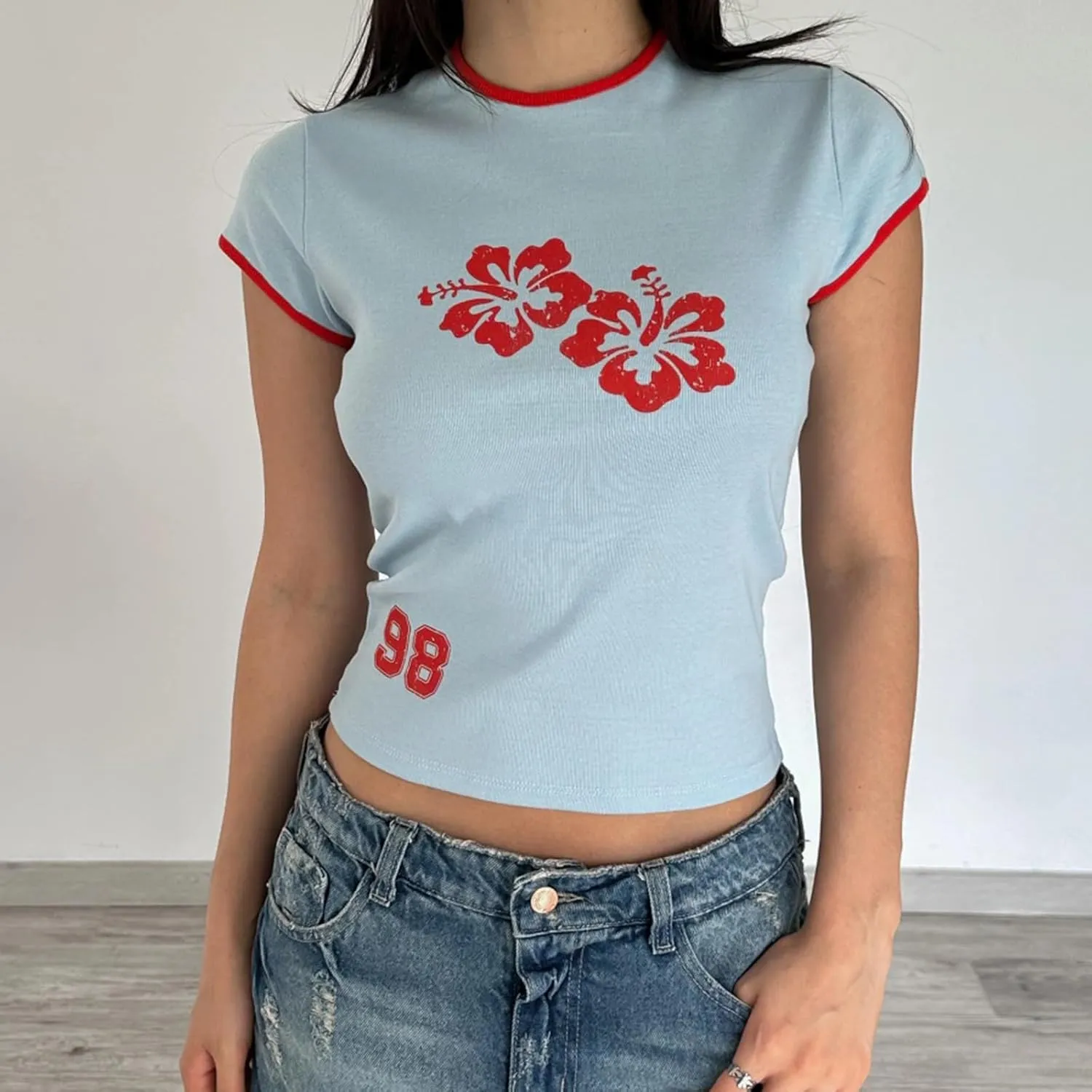 Women Hawaii Hibiscus Baby Tees Y2K Short Sleeve Crewneck Slim Crop Top 90s E Girls Retro Aesthetic Graphic T Shirt