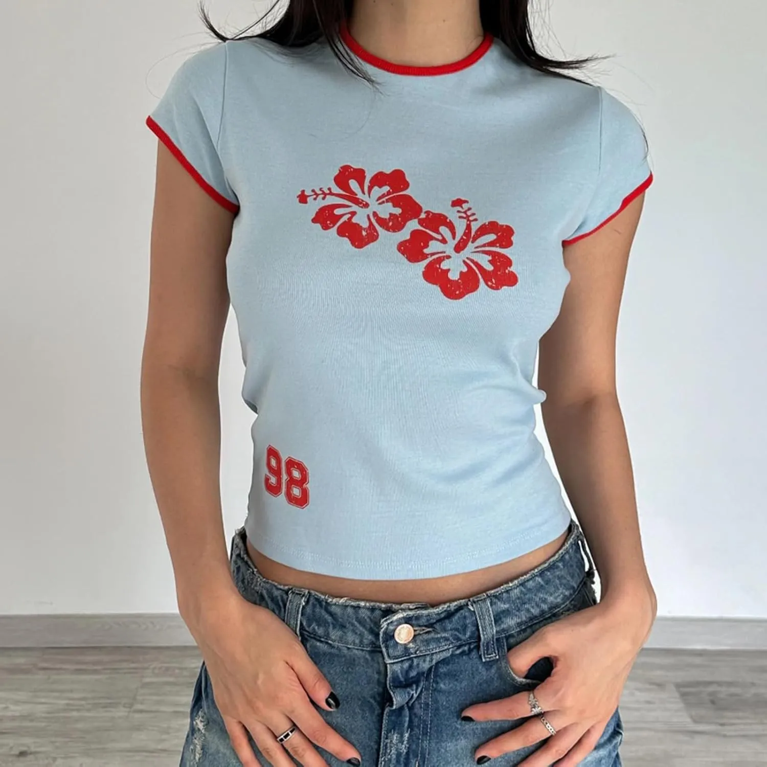 Women Hawaii Hibiscus Baby Tees Y2K Short Sleeve Crewneck Slim Crop Top 90s E Girls Retro Aesthetic Graphic T Shirt