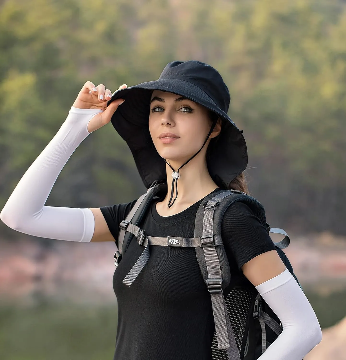 Women Sun Hats UV Protection Wide Brim Foldable Ponytail Hole Beach Hats with Neck Cover for Gardening