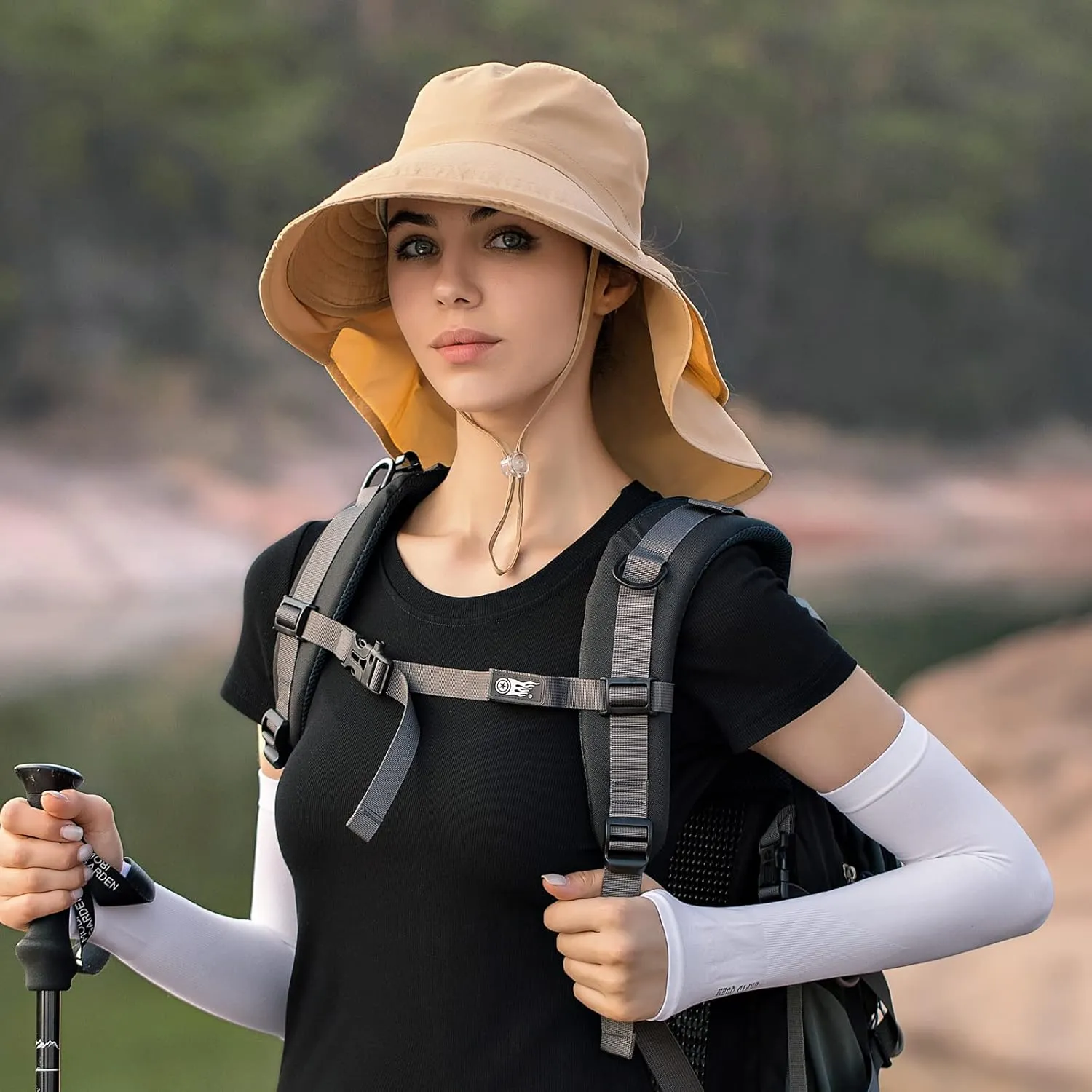 Women Sun Hats UV Protection Wide Brim Foldable Ponytail Hole Beach Hats with Neck Cover for Gardening