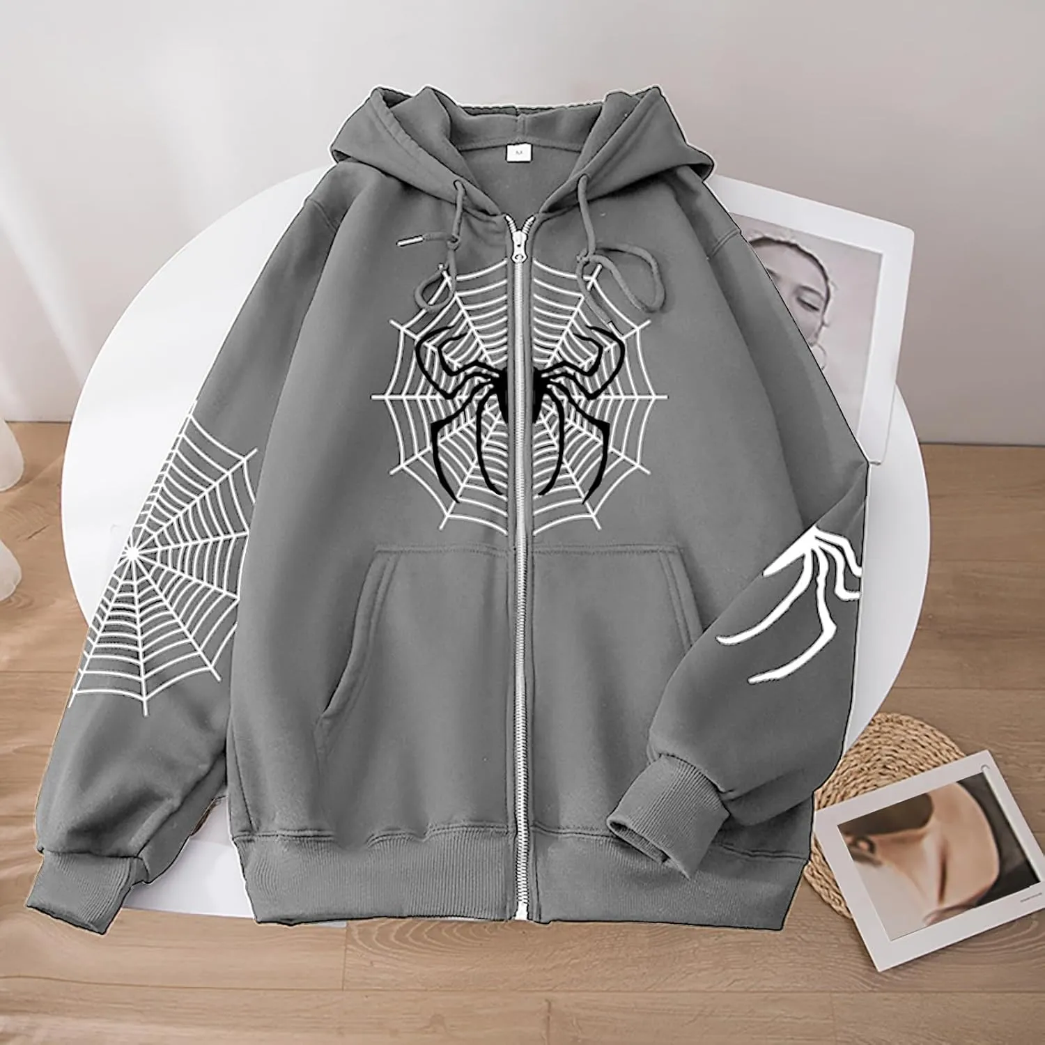 Zip Up Hoodie Women Spider Web Heart Print Graphic Sweatshirts Loose Casual Long Sleeve Hooded Jacket Top with Pocket